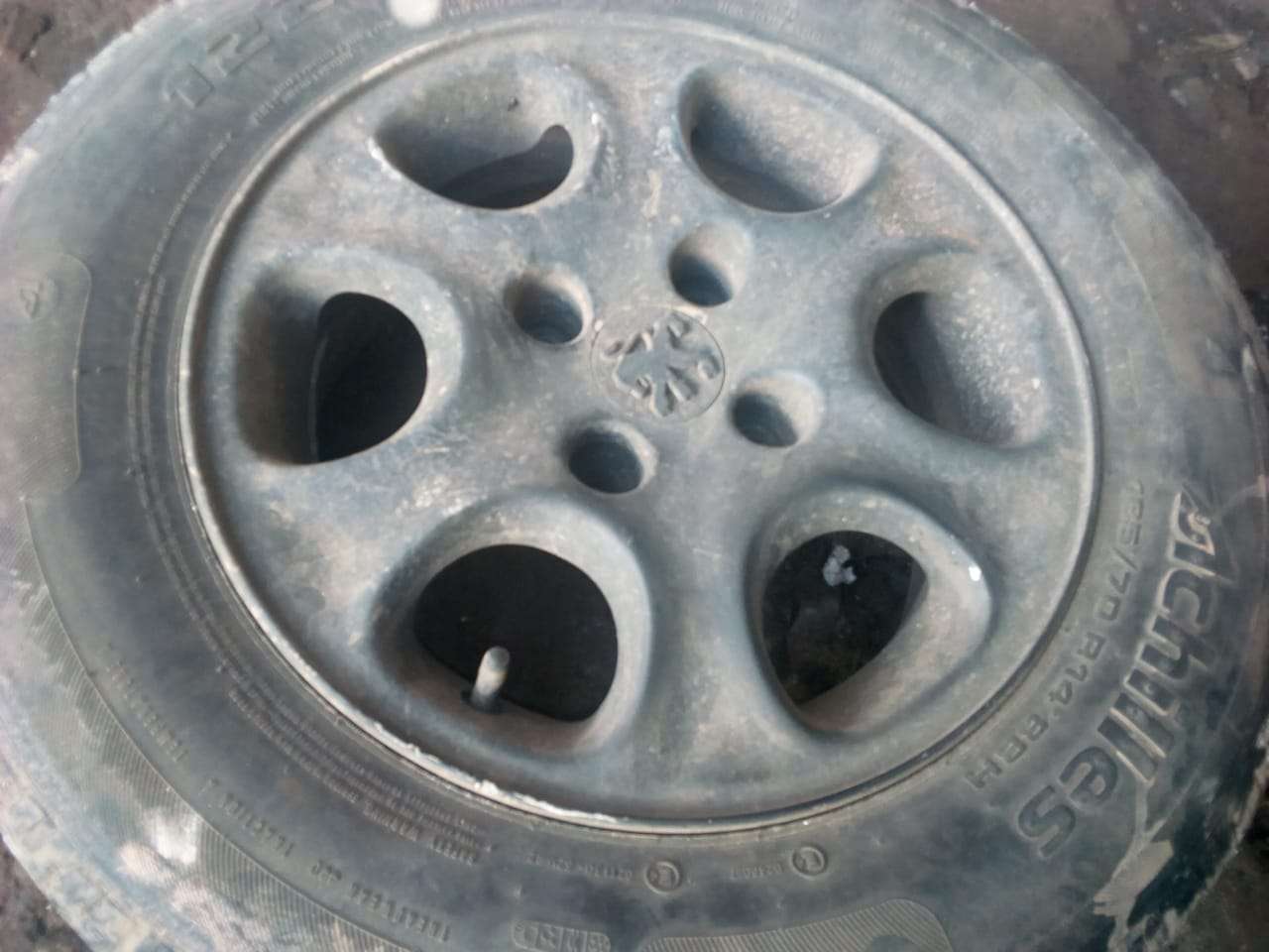 suspension servicing, repar and genuine parts in nairobi kenya by specilist servce center pug peugeot garage